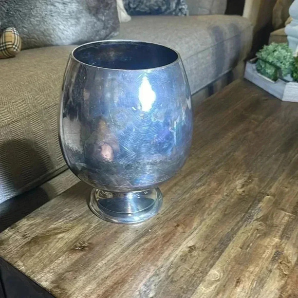 Reed & Barton #4458 Vase Accent Tabletop Decor Home Staging - Picture 2 of 15